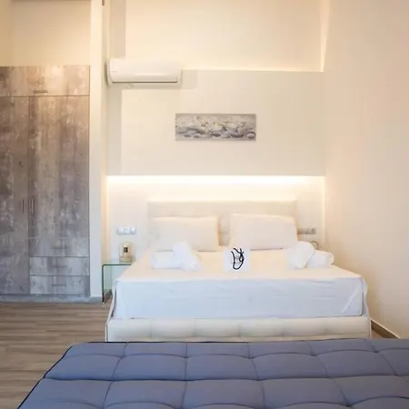 Luxury House - Modern Top Floor Studio * Kanali (Corfu)